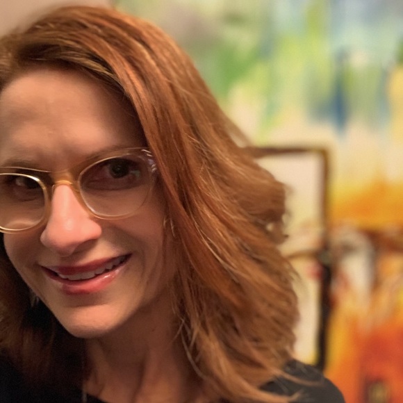 Meet your Posher, Debi - Picture 1 of 1